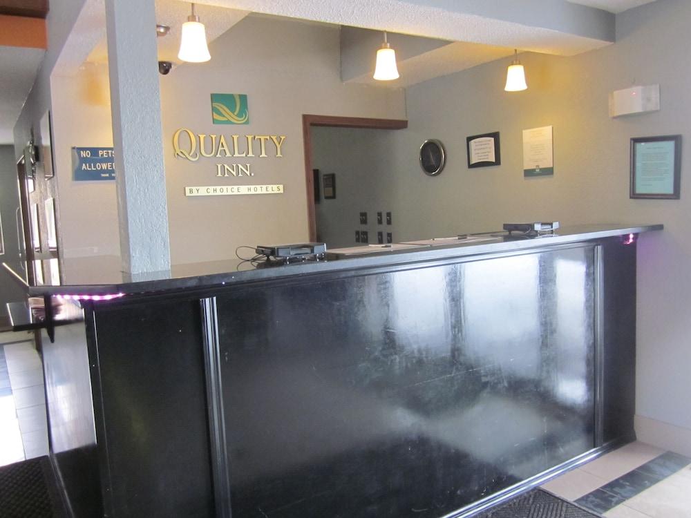 Quality Inn Upper Sandusky Экстерьер фото