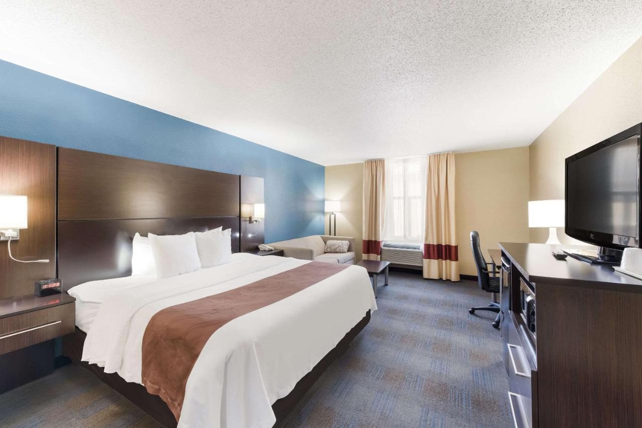 Quality Inn Upper Sandusky Экстерьер фото